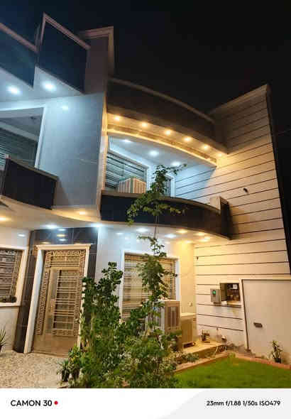 السلام عليكم يوجد لدينا دار للبيع مساحه 300 متر واجهه 11ونزال 28 يحتوي الدار على ستقبال +مطبخ +صاله +غرف نوم عدد 4 +حمامات عدد 3 ألبيت بناء حديث جميع الخدمات موجوده ماء وتبليط وكهرباء ومدارس نوع الملك طابو زراعي سند 25اقرار محكمه العنوان بغداد الدوره البوعيثه قرب جامع تبارك الرحمن الاستفسار اتصل على هاتف *********** /***********
