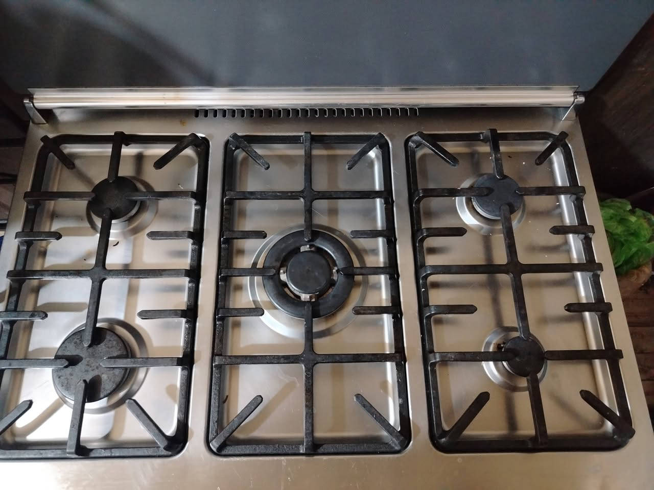 للبيع طباخ إيطالي المنشأ كلش نظيف سعره ٥٥٠ وبي مجال


**إذا كنت صاحب هذا الإعلان وتريد حذفه لأي سبب، رجاءا أرسل رسالة إلى الدعم الفني**