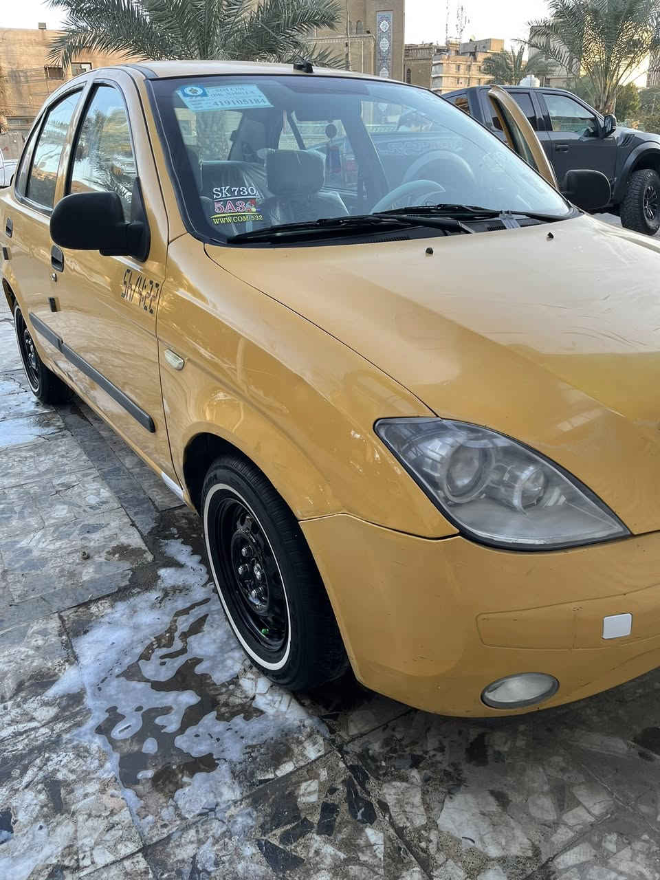 مرخصت الادمن طيبه موديل 15 سياره جديده كلش بيها شبرصبغ  فقط 5 تايرات جدد خط ابيض دوشمه سفريات فيت بم اصلي كله سياره جاهزه ع اخير كلش صدر جديد مانقصها برغي كير مكينه شرط ممفتوحات لهسه نعومه فول سياره متعوب عليها كلش  رقم بغداد بسمي مكان سياره حي اور بغداد سعر اتصل وستفسر رقمي ***********
