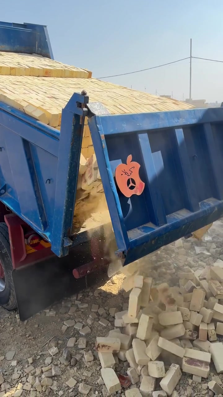 طابوك للبيع لون وركن وقالب واحد شرط وعدد زايد السعر حسب المكان
