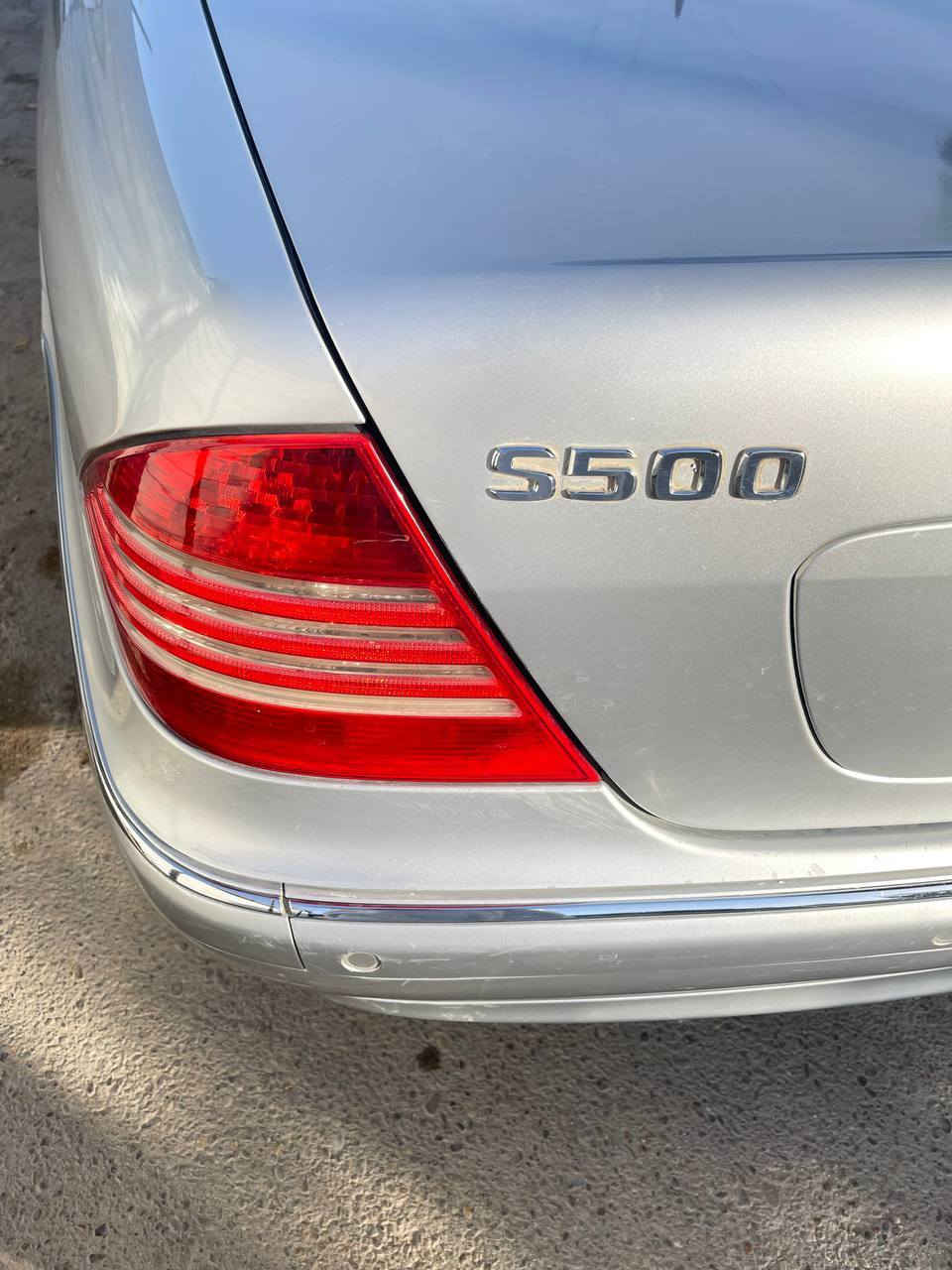 السلام عليكم ورحمة الله وبركاتة
مارسدس غواصه ٢٠٠٤ فول مواصفات

٨ سلندر ٥٠٠

ادوات بدون كص بدون صبغ سياره لوك

غرفتها جديده 

ماشيه ٨٠ الف... متومه رقم وسنويه 

محرك كير جدد صدر جديد تخم تاير جديد

تبريد تدفئه شغال مناقصها شي

يرهم بيع او مراوس

السعر ٥٨ وبيها مجال

مكاني صلاح الدين تكريت

للاستفسار ***********
