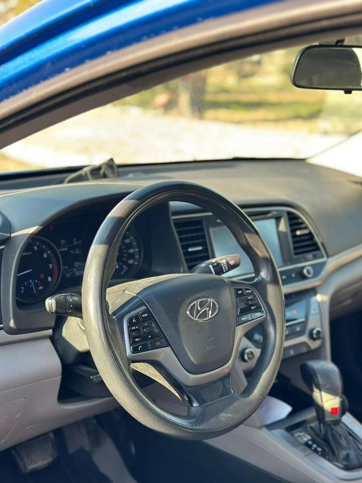 السلام عليكم النترا 2017 نص مواصفات حادث فقط بنيد بدون دواخل
سعر 119$ وبيه مجال صور سونار مرفقه مع المنشور 
 مكاني بغداد جديد موبايل ***********
