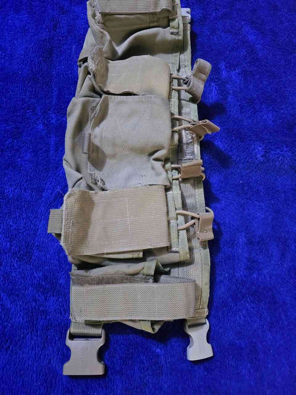 سلام عليكم شباب تجهيزات  للبيع العنوان بغداد للاستفسارالرقم ***********
