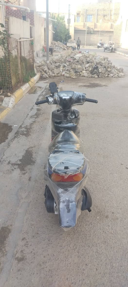 السلام عليكم شباب دراجه بيجي كلشي شغال مابيه اي نقص سلف هندر شاير بك لايت عالي ناصي كله شغل ما بيه اي نقص مكينه مفتوح رايمر اصلي سعره ٣٥٠ بيه مجال حك جيه مكاني ناصريه مركز هذا رقمي *********** شراي يتصل وخادم انه شباب مو شراي فدوه روحلك لا تعبني ودرجه بلكرتون
