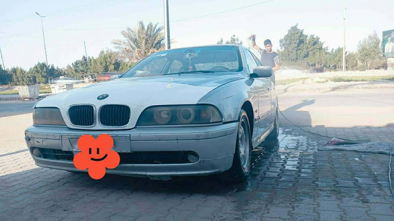 السلام عليكم بي ام صقر مديل 2000 28 تك فانوس مكينه كير كفاله هاي صور السيارة سابقن هسه السيارة بل سمكره او صبغ يم استيشن كارت معروفين بل بصره كلهه شغلهه ايخبل السيارة ما بيهه ضربه بس الي بل بك لايت الباقي كلهه كفاله البنيد طار او كسر الجامه او حالين السياره بل سمكره او صارت بعد احلى السياره فول مواصفات للاخير عوزهه اشويه ترتيبات وره الصبغ او اصير سياره اتخبل وينهم الجنايه السنويه ضاعت او ابو السنويه يريد 6 ورقات او يسويهه الي ايطيحن من سعرهه مكان السياره البصره الحيانيه تجي او اسولف الك أكثر رقم السياره انكليزي لل 28 السنويه السياره يسوي الك وكاله بيهه او انا اكبالك ابكل الرسميات مالتهه رقم الهاتف *********** الي يحب يتصل او افهمه اكثر السعر 70 او بي مجال للطيبين
