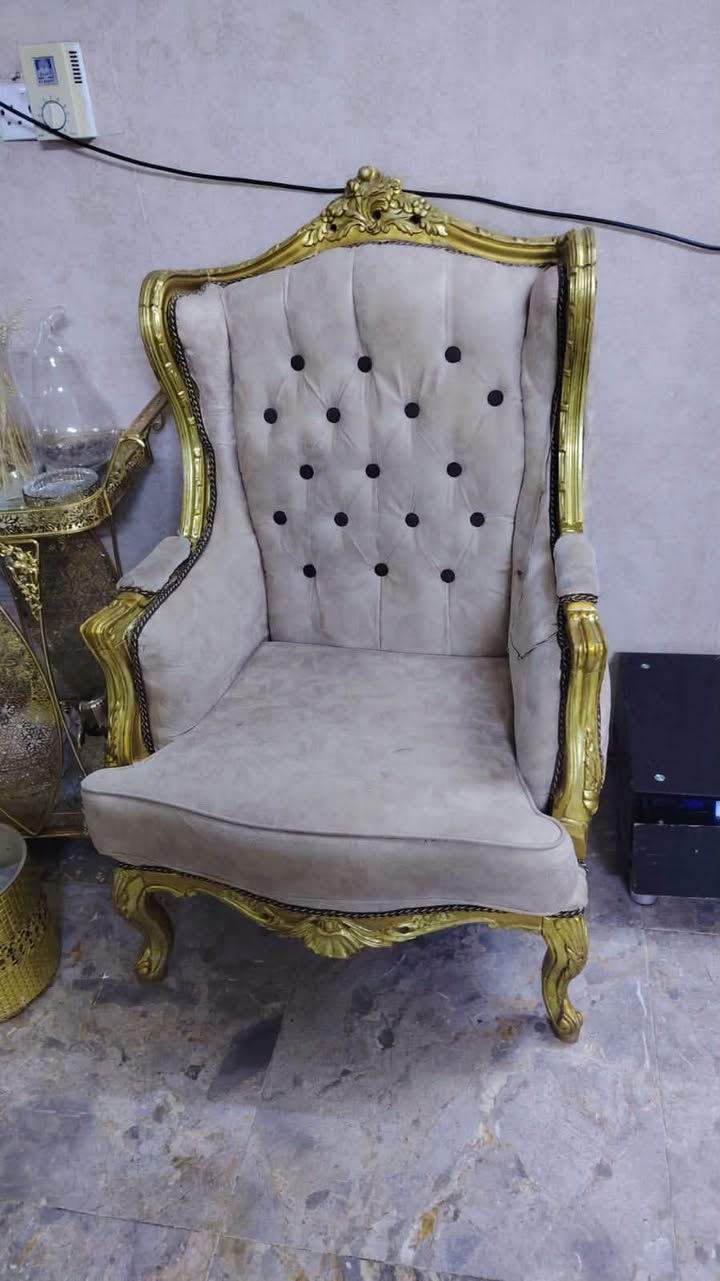 تخم زان مصري ١٠مقاعد ويا طبلات مرمر عدد ٢ وفاترينا العنوان بغداد سبع ابكار الي يريدهم يراسل عالخاص أو يتصل على هذا الرقم *********** بي واتساب

