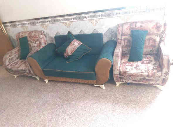 ***********.. الأرقام بيهة وتساب مكان بغداد أم الكبر قرب مطعم ركن سوري
