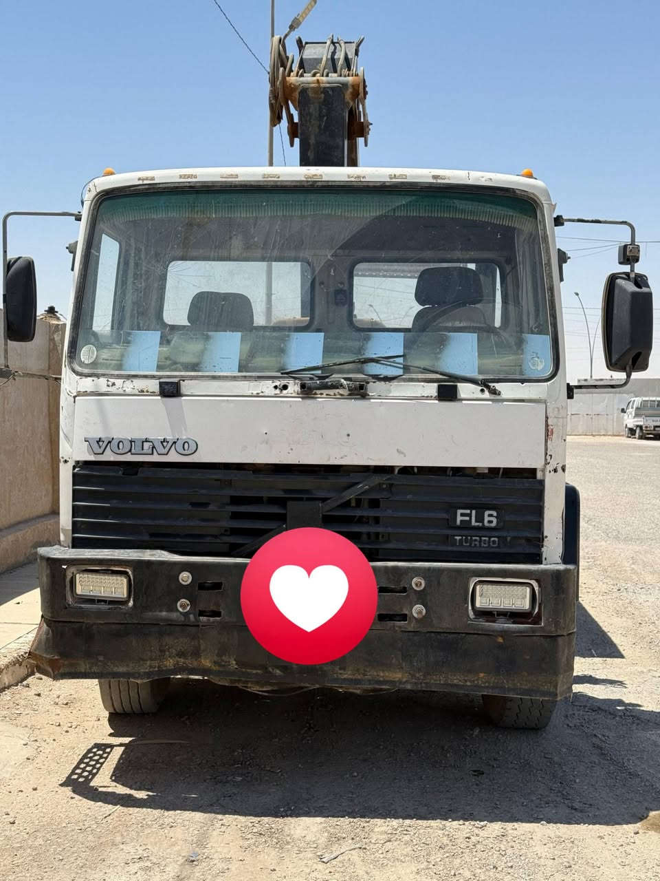 فولفو للبيع جاهز لشغل مكان الانبار الرمادي الك تحويل مباشر  ***********
