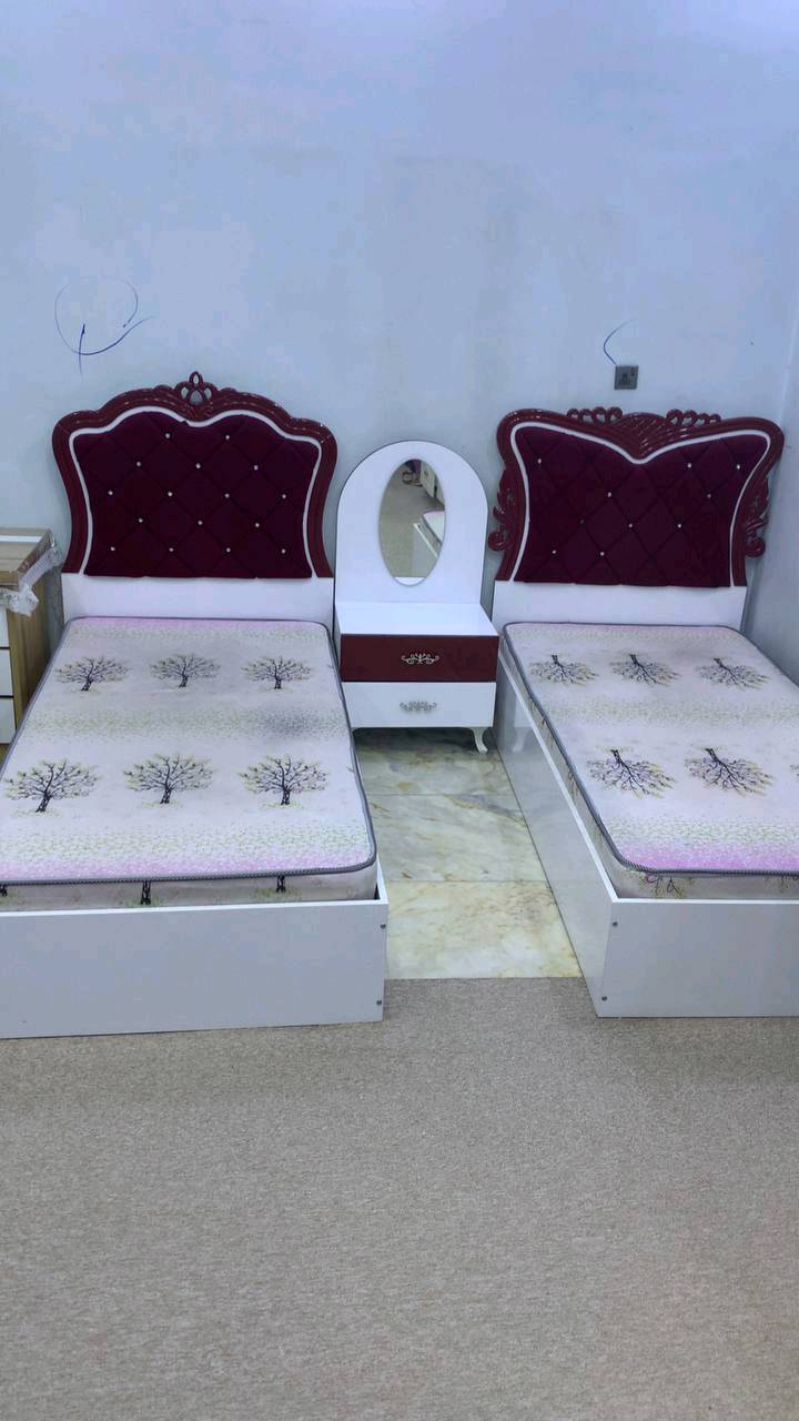 غرفه نوم للبيع
الحالة : نظيفة و مرتية
اللون : ماروني
تتكون من : ( سريريه /دولابين /ميز صغيره)
السعر:[450] قابل للتفاوض البسيط
للمهتمين مراسلة خاص
