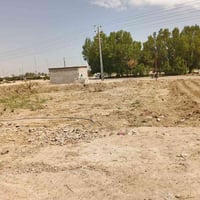 ارض  عل شارع ياحسين  مع  بيت  قريب  من  الهاشميه  07800310652