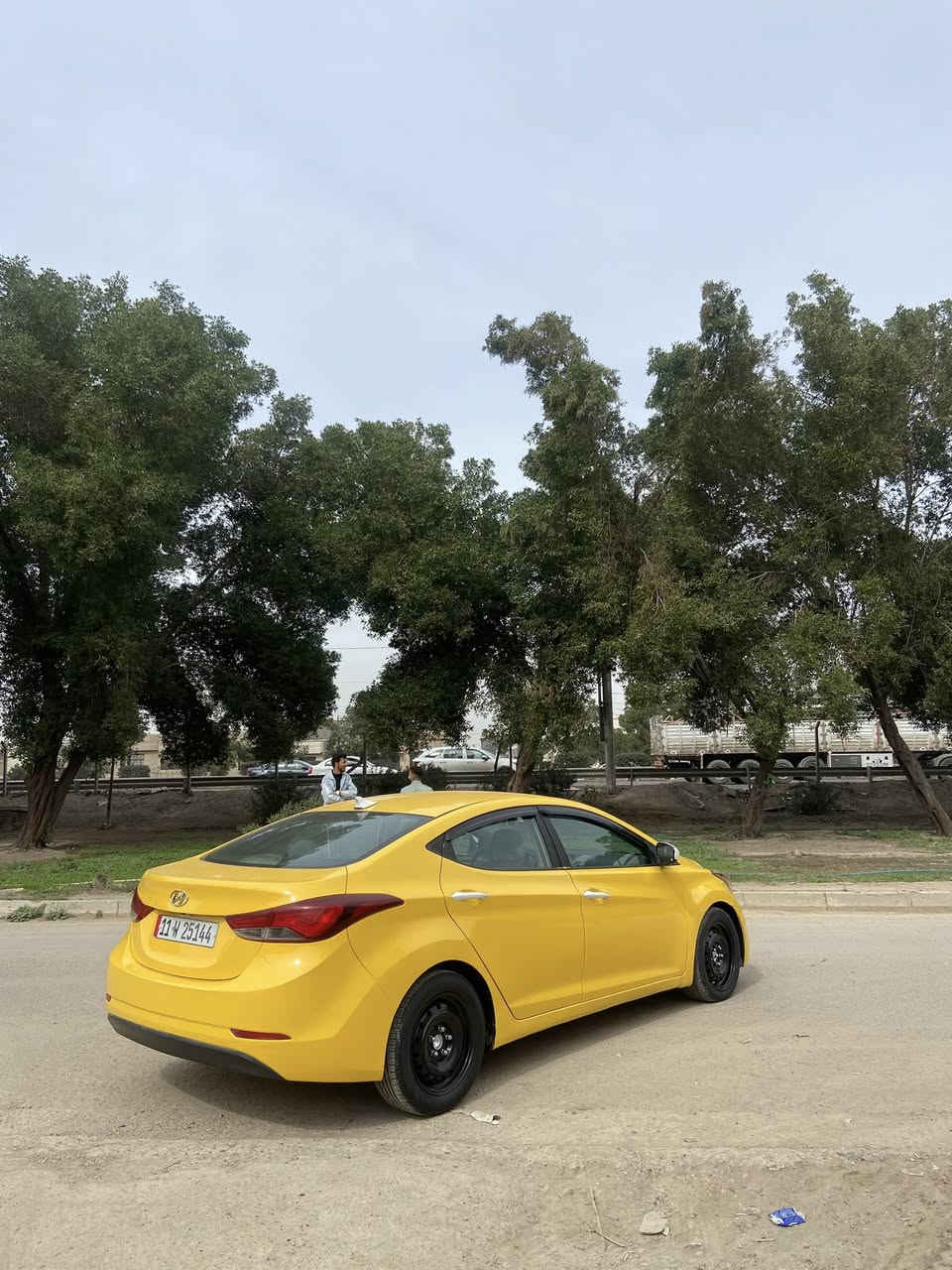 السلام عليكم النتره 2014 صور الحادث بل منشور مكينه 1800 دوش خير من الله تخم تاير شاشه وكامره تحكمات درايڤ مود رقم بغداد الجديد بسمي مصفره هيئه وغرامات 
السياره جاهزه وربع ماتصرف عليها بوجهك للشارع مكينه وكير وصدر وكهربائيات كله مكفول بدون دواخل سياره مكاني بغداد 
السعر 110 وبيها مجال للشراي 
***********
