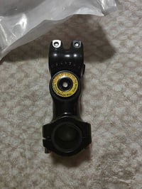 جذع مقود • مقياس زاوية • غطاء أصفر