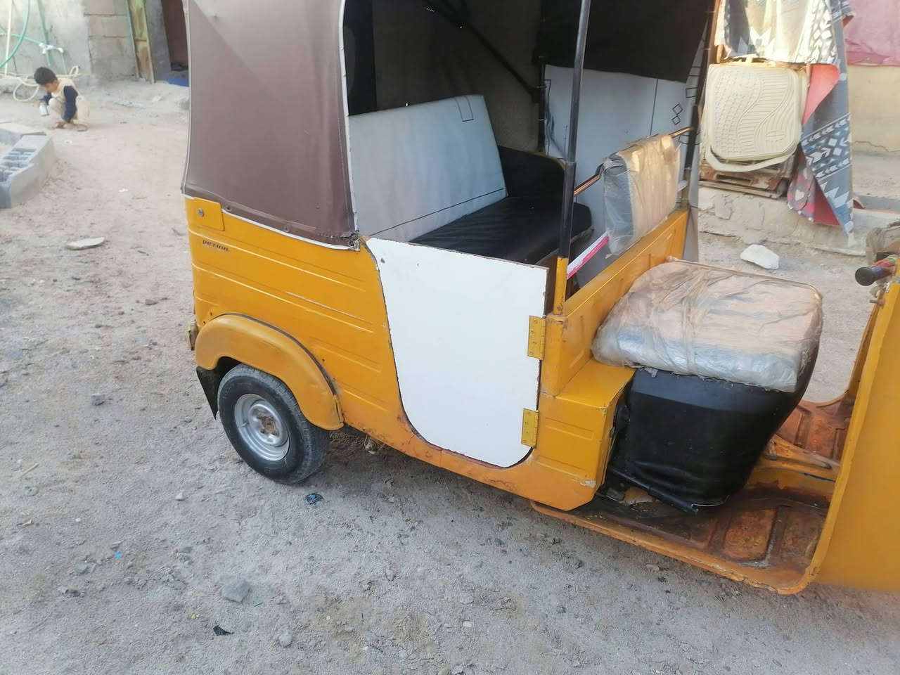 سلام عليكم بسبب الوعود الكاذبه اعيد النشر تكتك موديل 20 رقم انكليزي بسمي يوم لك السعر 5/500 العنوان بصره التنومه


**إذا كنت صاحب هذا الإعلان وتريد حذفه لأي سبب، رجاءا أرسل رسالة إلى الدعم الفني**