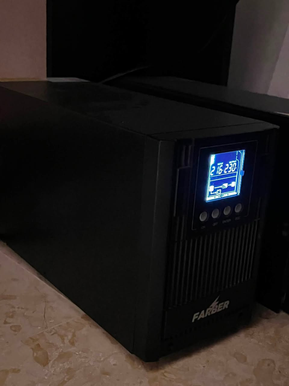 🔥 تجميعة ألعاب احترافية + شاشتين + ملحقات

🖥️ مواصفات التجميعة:

- GPU: Radeon RX 7900 XTX
- CPU: AMD Ryzen 7 7800X3D
- Motherboard: Gigabyte X670 Gaming X AX
- RAM: G.SKILL DDR5 6000MHz
- Cooler: Xigmatek Frozr II Arctic 360
- PSU: DeepCool 1000W
- Case: Xigmatek Aqua V
- Storage: Lexar NVMe SSD 1TB

🖥️ الشاشات:

- MSI 27" QHD (2K) – 240Hz
- Samsung 24" Full HD – 144Hz

🎮 الملحقات:

-UPS Farber 2K Online
السعر ٣ مليون و ٥٠٠ الف 
وبيها مجال للجادين
***********
واتساب او اتصال

