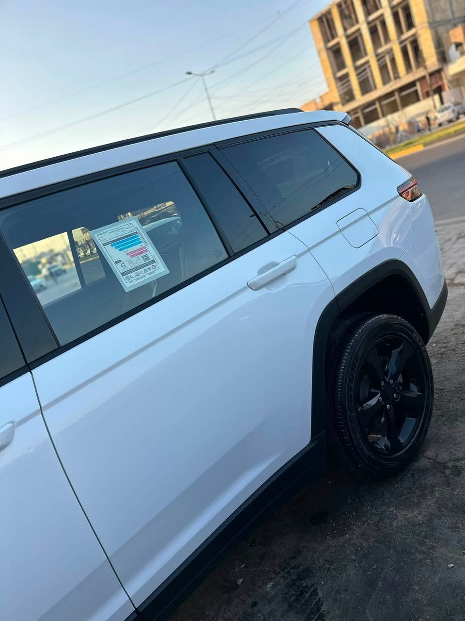 للبيع:او مراوس
جيب Jeep Grand Cherokee موديل 2024

* 7 راكب

* وارد أمريكي (كلين)

* الممشى: 16 KM

* مكفولة من كلشي

* لون ابيض 

* كشنات منفصلة VIP

* تبريد 3 قطع

* حساسات أمامي وخلفي

* رادارامامي مع مانع انزلاق 

* مقعد كهربائي

* تدفئة وتبريد للكشنات والستيرن

* رقم بغداد

* فور ويل 

* لون ابيض 

* تحكم ستيرن وشفتات 

السعر  305$ * 

للتواصل:

عنواني بغداد الشعب 

📞 ***********
