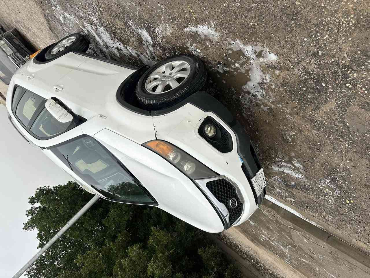 سلام عليكم كية سورنتو موديل  2011 العنوان البصرة. السعر 114 ورقة  ***********
