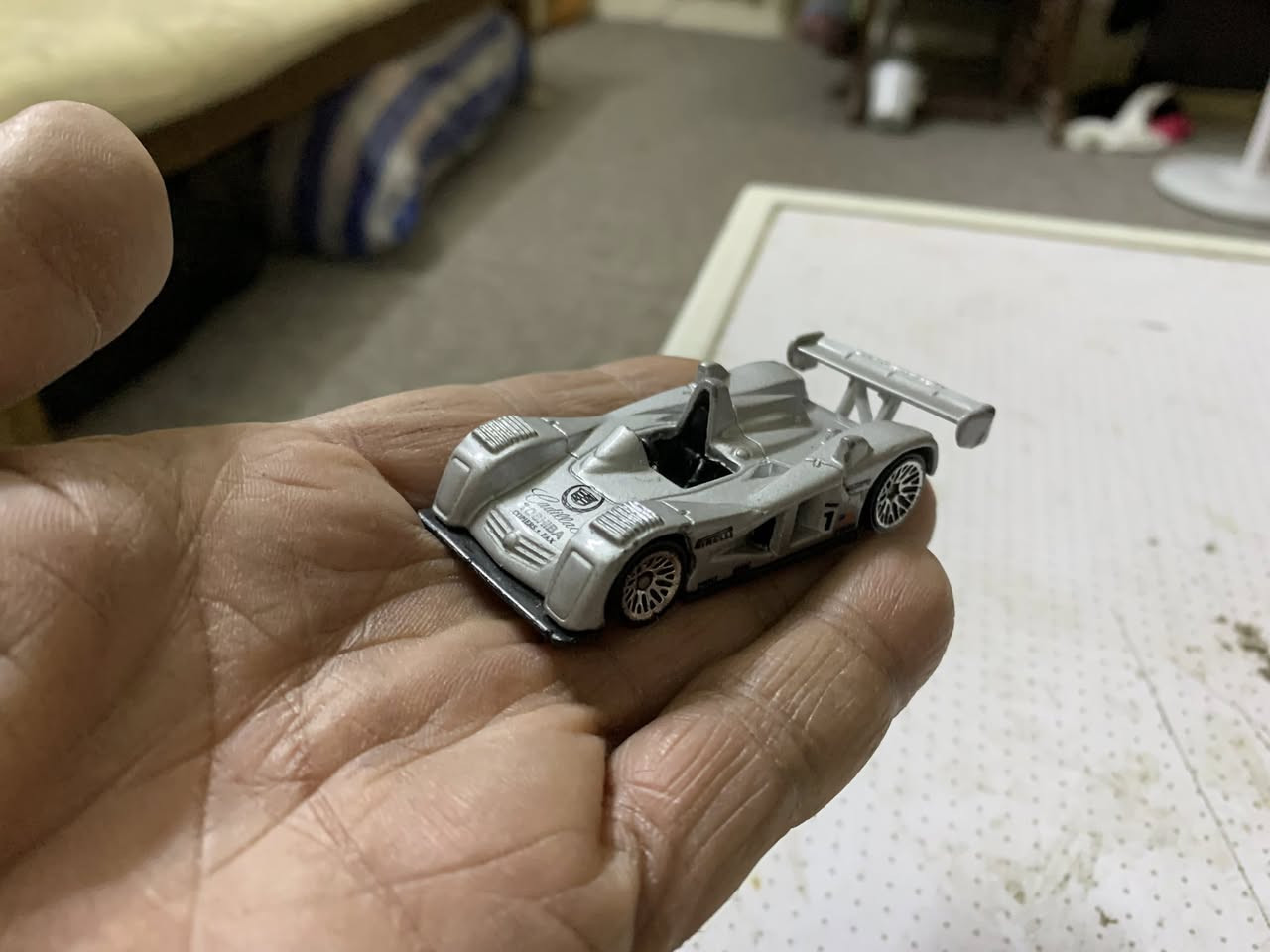 لعشاق المصغرات 
سيارات🏎️🚎🚗🚙
 ومعدات زراعية🚜🚜
 معدات انشائية
بايسگلات هوائية🚲🚲 حديد بالكامل  عدد2 حجم 1/10
ملاحظة:- البايسگل🚲 الأحمر كسر بالقبضة 
 احجام وشركات مختلفة قطع خير من الله
مجموع القطع 64 قطعة 
القطع كلها باله  
ملاحظة:- البيع المجموعة كاملة ما تنباع قطع مفردة 
مكاني دهوك متوفر توصيل لجميع المحافظات


**إذا كنت صاحب هذا الإعلان وتريد حذفه لأي سبب، رجاءا أرسل رسالة إلى الدعم الفني**