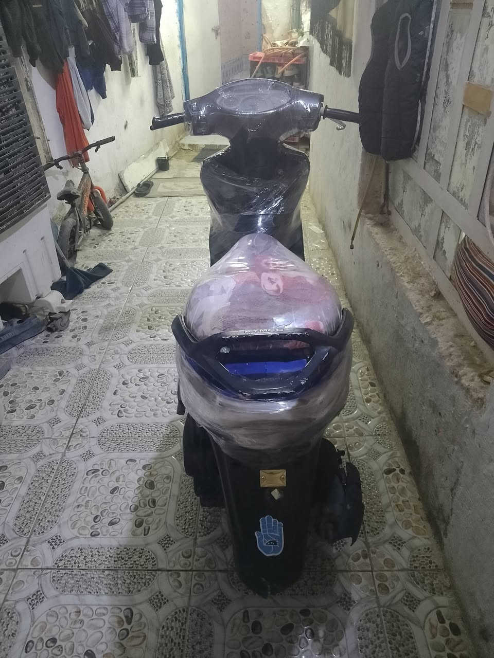 سلام عليكم جي فور للبيع دراجه جاهزه نكره سلف اوهندرلايت بك لايت هورن قفل جنطه قفل سكان اشايريمنه يسره سكنات كيج بانزين ارون كلشي شغال بيه تايرات جددمفتوحه بس ولفات مكينه خرسه ماتنسمع شلعه قويه مشيه خيرمن الله دراجه مال جناي زلغ مابيه سعره 300 بيه مجال مكاني ناصريه مركزحي الزهرايم علوت السمج شراي اتصل وخادمك *********** الدراجه بعداحلامن الصور
