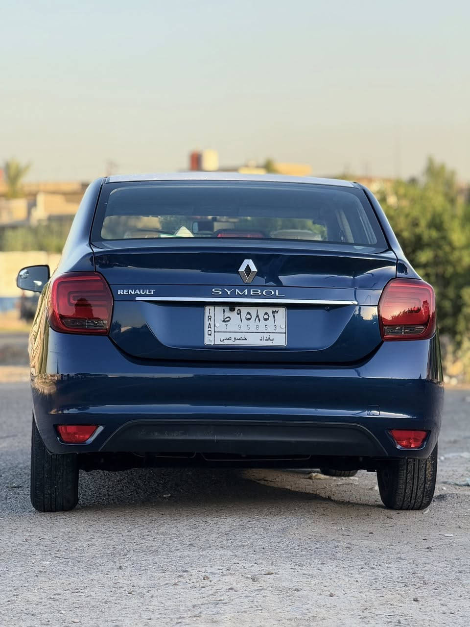 السلام عليكم 
🚙للبيع : رينو سمبل 2019
📍مكان السيارة: بغداد شهداء السيدية 
📞: للتواصل ***********
📊المسافه المقطوعه: 140 الف كيلو
⚙️المحرك: 4 سلندر - 1600cc
⚠️حاله السيارة:-
* كفاله المحرك والكير والتبريد
* بدون صبغ او تبديل (بارد فقط فقط شبر)
* بولش جديد
* دوشمه ارضيه وسفريات
* شاشه وكاميرا دواره
* تحويل ثاني يوم
* السعر :72 وبيه مجال
