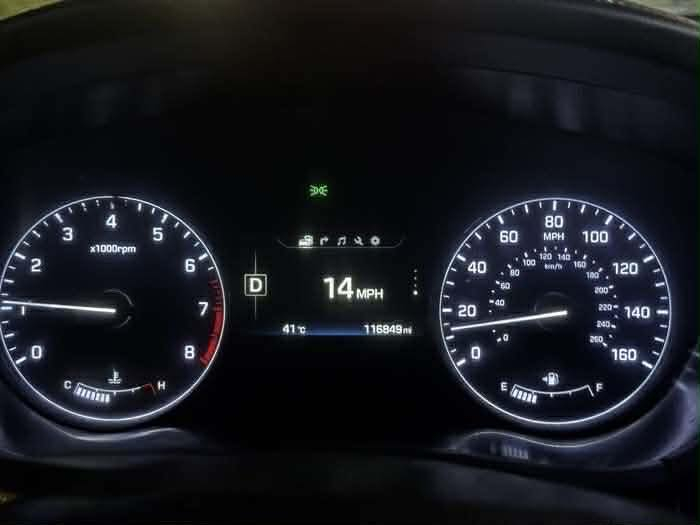 جنسيز ..2016 G80
بدون صبغ بدون ايرباك 
فقط بنيد ضربه شطح بدون دواخل مبدل نفس اللون كير مكينه ممفتوحات
اسود 
6 سلندر ☠️ 3.8
بصمة تشغيل  
رادار جانبي
بانوراما
مري قلاب
كامره وضعيتين
٤ بصمات ابواب + بصمة جنطة 
كار بلي
حساسات امامي خلفي ..
سستم صوتي جبار 
كشنات تدفئة تبريد جلد .. تحكات ستيرن جهتين 
 شفتات بالاستيرن 
ثلاث وضعيات قيادة 🚵🚵‍♀️🚵‍♂️
تبريد منفصل امامي وخلفي❄️
 .. نظام تنقية الهواء اوتوماتيك 
كشن السايق وكشن الصدر كهرباء 
شاشة اعطال بالدشبول منظومة تدفئة وتبريد جديدة .. 
تخم تاير جديد .. 
حدادية امامي 80‎%‎
بنزات سايد بريك جديد 
.. دسكات وكالة جنسيز جديد 
.. ادامة كاملة للمحرك ..

هواي مواصفات ما ذكرتهن 
السعر   170    وبيها مجال 
*********** 
‎مكان السيارة الديوانية 
سنوية جديده
السيارة باسمي
