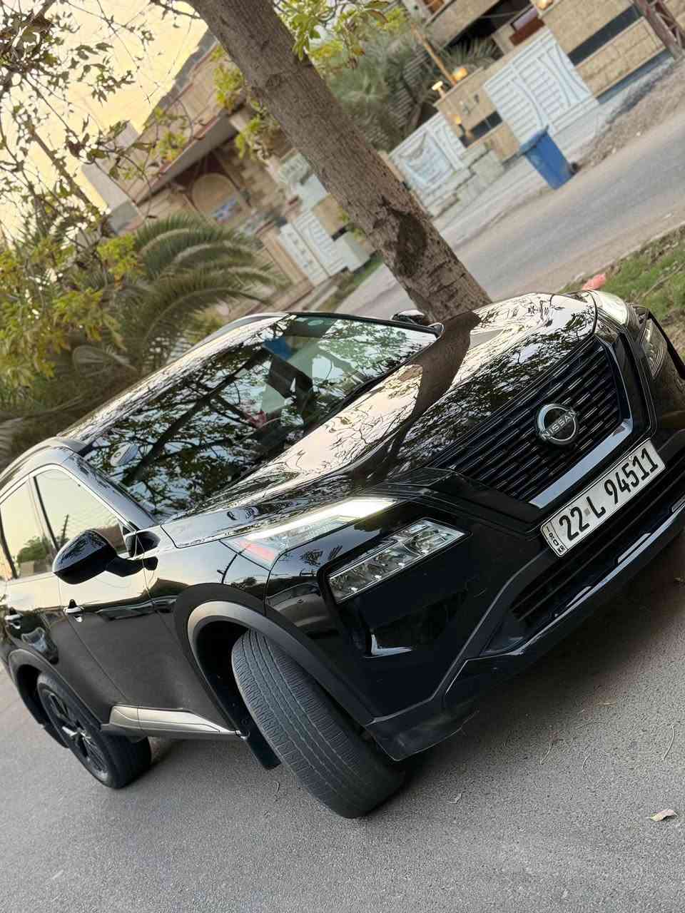 نيسان روج 2023 midnight
ماشية 40 الف 
بدون صبغ وبدون ايرباك 
بارد جاملغ خلفي
مكاني بغداد الدورة 
*********** 
سعرها 168 وبي مجال
