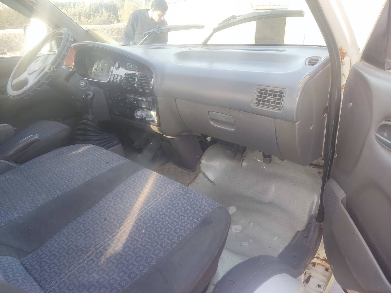 اسلام عليكم بريجو مديل97رقم انكليزي تحويل ثاني يوم مصفره لاغرامات ولاضريبه ولاهيئه السياره جاهزه من كلشي مانقصها برغي للستفساره الاتصال على الرقم ***********  ***********المكان ذي قار سوق الشيوخ
