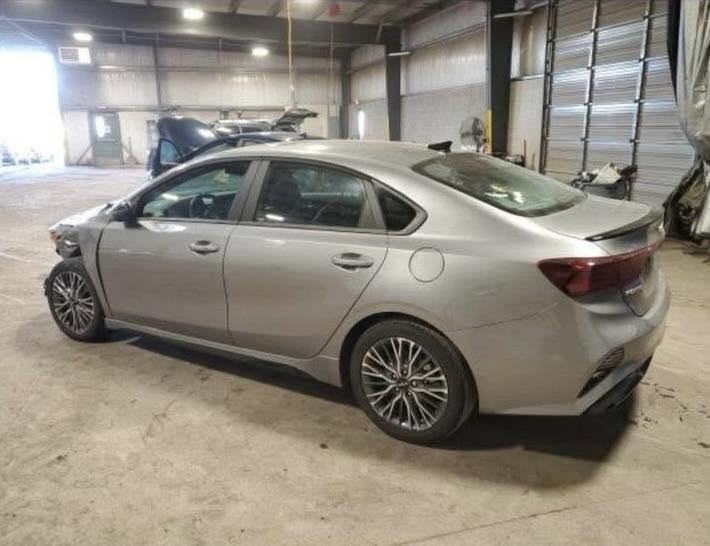 جديد رقم السياره GT Line كيا فورتي 2024
دخول جديد ماشية 1800 الف مايل حادث جاملغ امامي والبنيد كما موضح

المواصفات :-

فتحة سقف

داخل اسود

تشغيل عن بعد صندوق ذكي

استيرن D

• محرك 2000 دوش

شاشة ايباد تدعم كار بلي

كامرا خلفيه دوارة

رادار امامي - جانبي

• مانع تصادم - تحديد مسار قيادة آليه

كشنات جلد

كروز سرعه وتحكم استيرن جهتين

شاشة اعطال بدشبول

انظمة قيادة 3

وباقي المواصفات معروفة

للأسفتسار :- ***********

السعر :- 125 ورقة وبيهة مجال

مكان السيارة :- بغداد الطالبية

((تباع ع وضعهة ))

رائد السرحان
