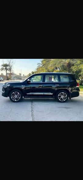 تويتا لاندكروز موديل 2021 
فول فول مواصفات عليها PPF
فول فول مواصفات شاشة كبيرة لمس كاميرا 
حاسة رادارات كشن جلد كشن كاراباي بصمة 
 تشغيل عن بعد تحكمات ستيرن بلتوس اوكس
 كار بلي أوتو ستوب للتحذيرات تبيرد مركزي
 تحديد سرعة محرك 6 سلندر فورويل 
محرك كير واير بشرط مامفتوح 
سيارة حيل نظيفة كلشي عل بلاد جديد 
سنوية هزة كلشي جديد مدفوع لـ
باسمي السنوية بشرط تحويل وغرامـة
سيارة مابيـها دينار مصرف كامل من كل نواحي
رقم صاحب سيارة ***********
