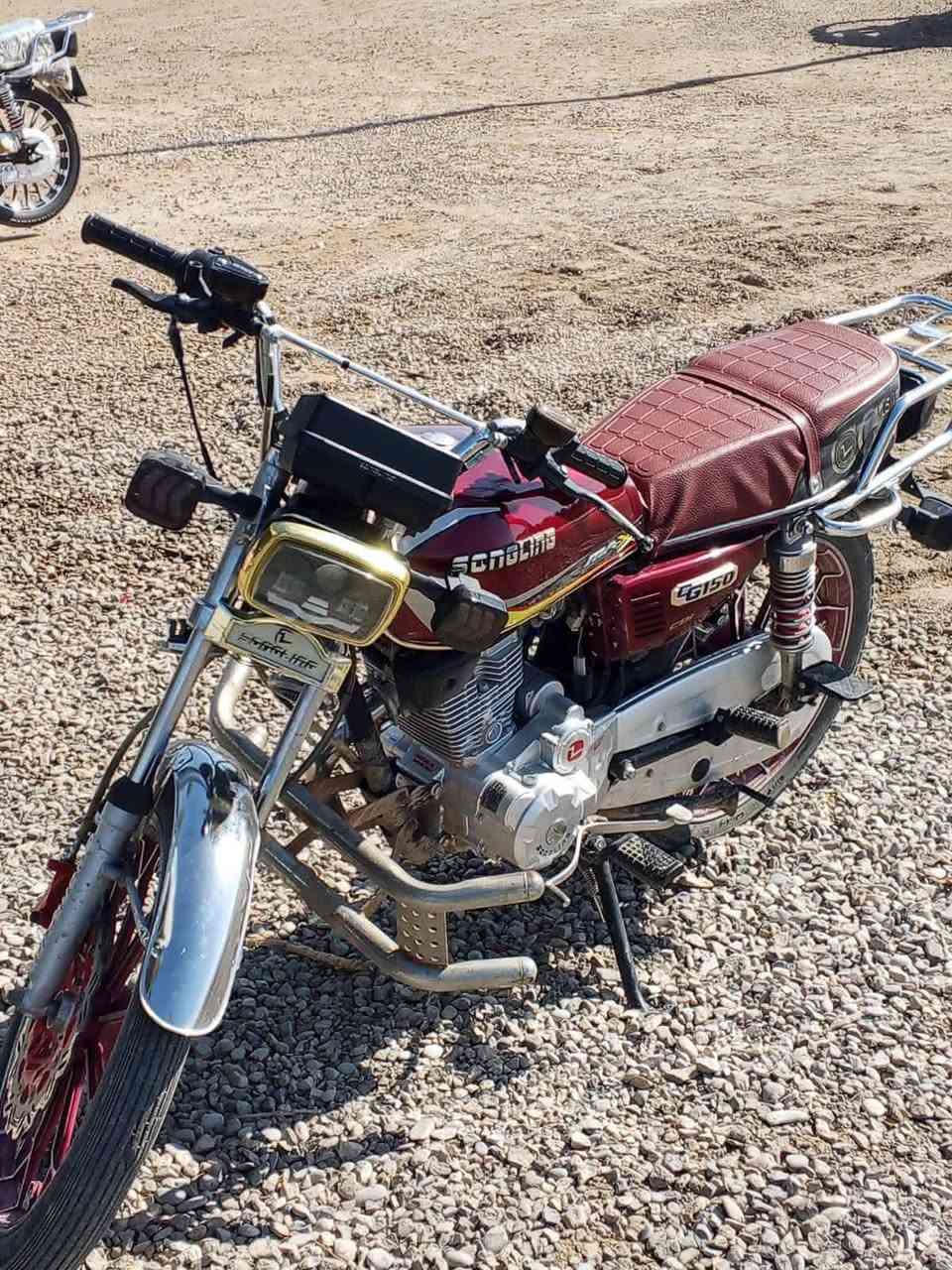 سيفان 24 مابي نقص اوراق كاملة
الخالص

***********

سعر 525
