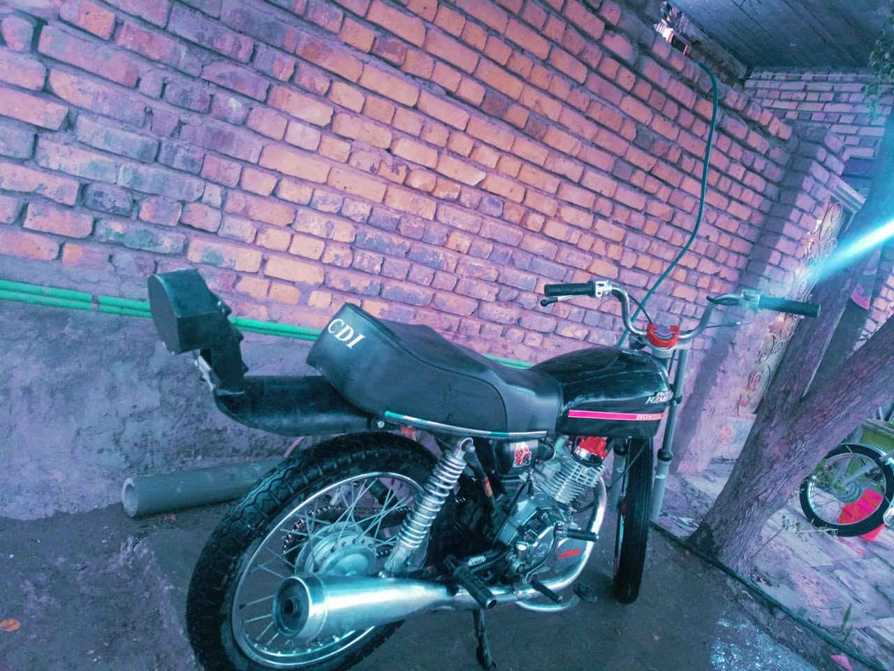 السلام عليكم دراج تيربو نثيفه كلشي ماعوزه شي  المكينه مفتوحه بس ولفات مصاله هواي دراجه نثيفه السعر ٥٠٠ بيه مجال قليل ناصريه مركز ***********
