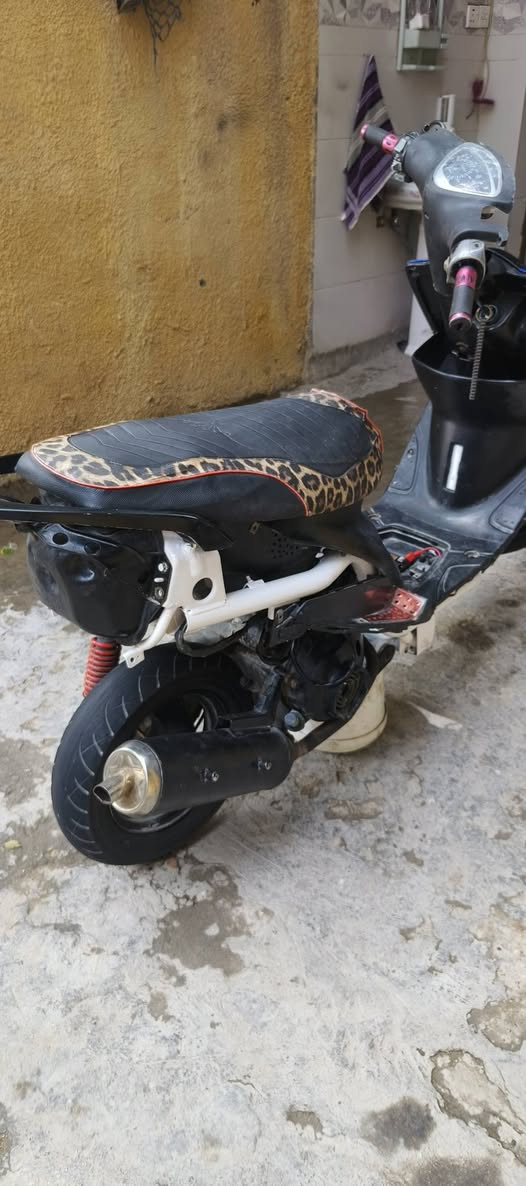 سلام عليكم للبيع سعر ٣٥٠ 
 مكاني بغداد فلكه حي نصر


**إذا كنت صاحب هذا الإعلان وتريد حذفه لأي سبب، رجاءا أرسل رسالة إلى الدعم الفني**