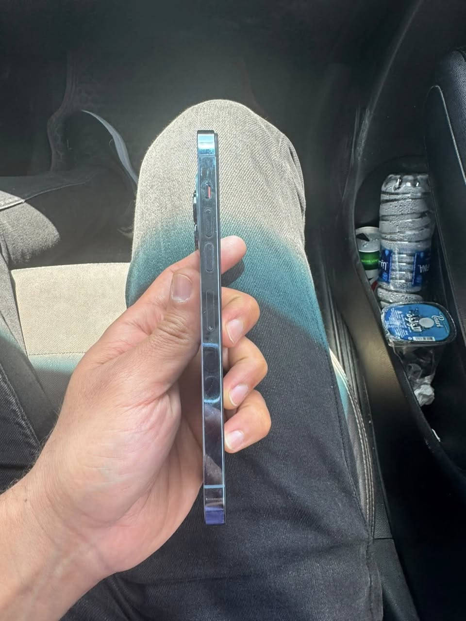 ايفون 13 برو ماكس ذاكره 128 بطارية 86 التلفون نضيف كلش مبدل شاشه وبطاريه واصليات ثنينهن اريد مراوس او بيع مستعجل ع بيعه ***********
