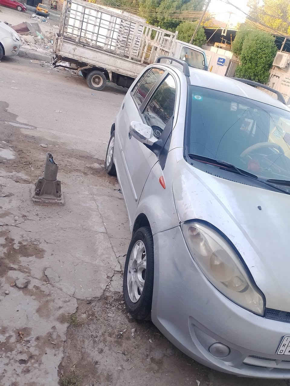 للبيع سياره اي وان رقم بغداد نكليزي
تحويل مباشره سياره جاهزه اي صبغ مابيه 
جراد فقط 
هزه جديده بسمي
مكينه كير حداديه نظيفه
تخم تاير
سياره بسمي ومستعجله على بيعه 
الشراي يجي خاص
ا


**إذا كنت صاحب هذا الإعلان وتريد حذفه لأي سبب، رجاءا أرسل رسالة إلى الدعم الفني**