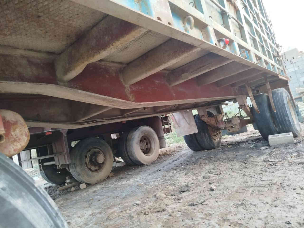 السلام عليكم 
مقطوره للبيع طول سبعه ونص صنيه ١١٠ مكان الديوانية للاستفسار الاتصال ***********
*********** مكلف بالنشر
