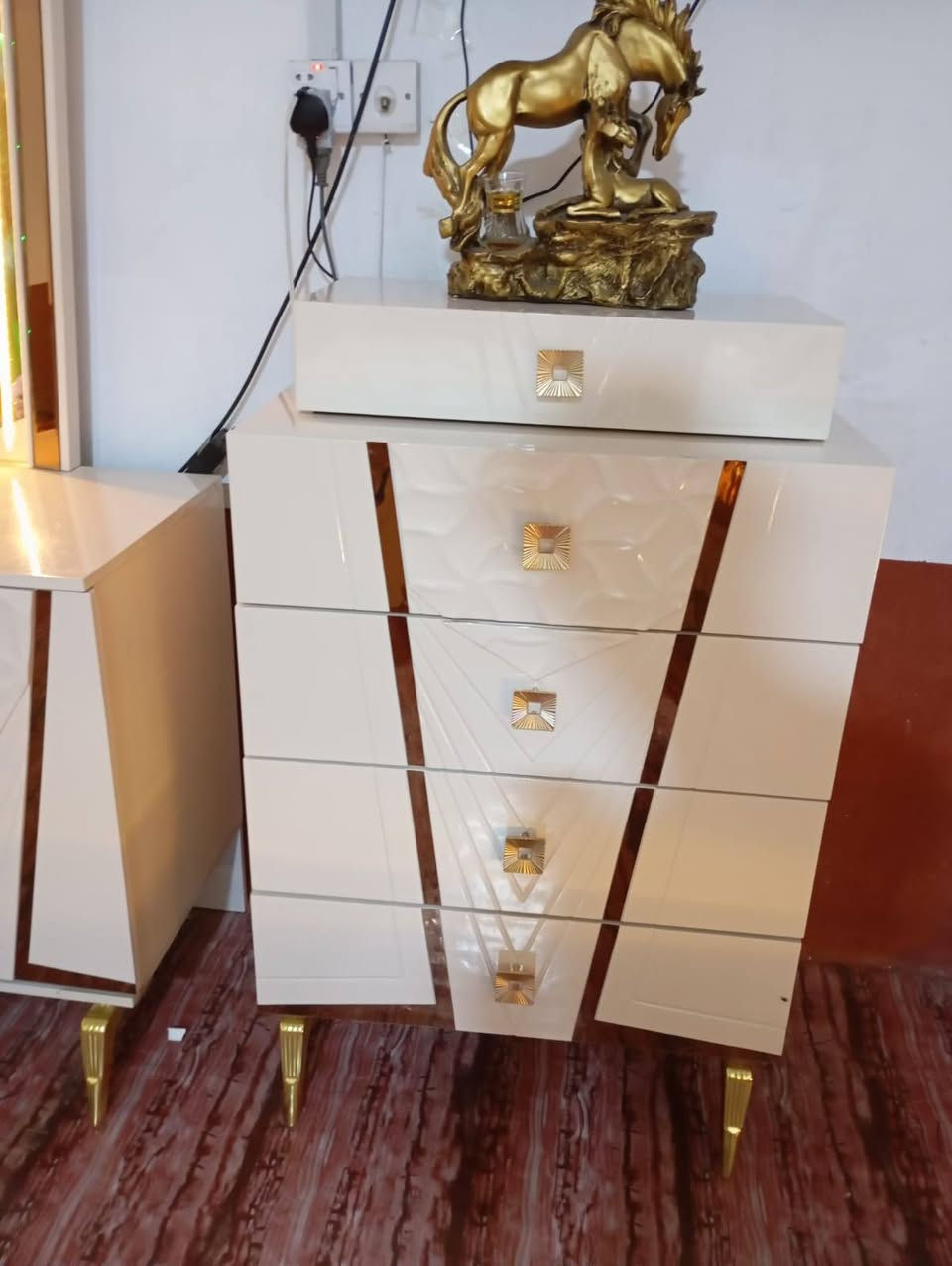 السلام عليكم قرفه نضيفه منصوبه 5اشهر للبيع الشراي يتواصل ع*********** مكاني بصره
