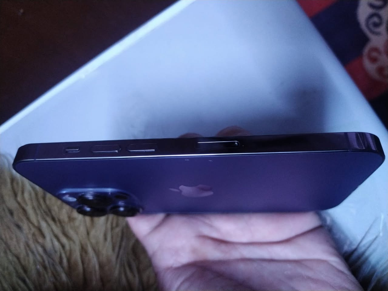 ايفون 14 برو للبيع نضيف كلش السعر 650 الف ***********
