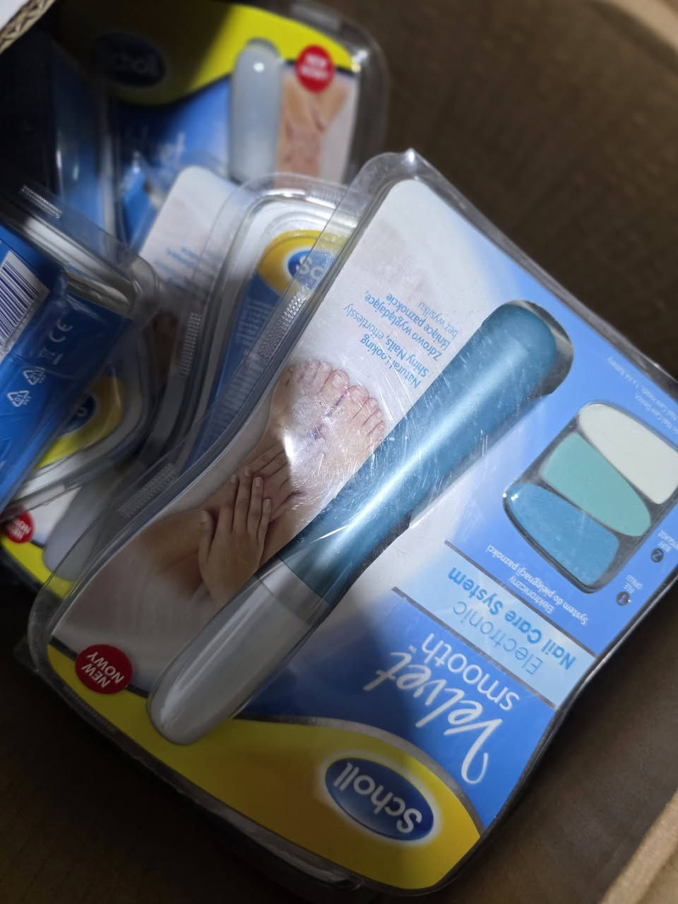 ​📣 عرض خاص لأصحاب البيجات ومحلات التجميل! (بيع بالجملة)
تحية طيبة أصدقائي..
بشرى سارة لجميع المهتمين بمنتجات العناية بالبشرة الأصلية ١٠٠٪ وبالجودة العالية. قمنا باستيراد مجموعة من المنتجات العالمية مباشرة من دولة السويد، وهي الآن متوفرة لدينا بأسعار الجملة لتناسب أعمالكم.
​🌟 الماركات المتوفرة لدينا:
​La Roche-Posay (Anthelios UVMUNE 400): أحدث وأقوى واقي شمس عالمي (Oil Control & Hydrating).
​ACO Sweden: منتجات العناية السويدية الفائقة (Niacinamide, Vitamin C, Hyaluronic Acid, Face Oil).
​💎 لماذا تتعاملون معنا؟
​ضمان الأصالة: جميع المنتجات تم شراؤها مباشرة من السويد (مع وجود وصولات الشراء السويدية).
​أسعار الجملة: أسعارنا تنافسية وتترك لكم هامش ربح ممتاز.
​الجودة الأوروبية: نضمن لكم أعلى معايير الجودة وتواريخ صلاحية جديدة للمنتجات.
​💰 للحصول على قائمة الأسعار والكميات المتوفرة:
📥 يرجى مراسلتنا عبر الدايركت أو التليجرام.
📞 أو الاتصال مباشرة على الرقم: ***********
📍 العنوان: السليمانية
