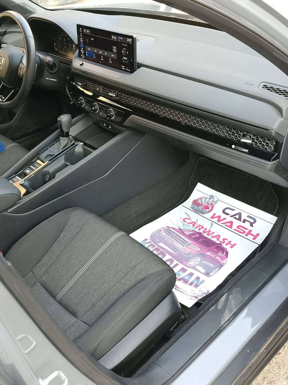 موديل2023 سبورت رقم بغداد بأسمي بدون ايرباك صور الحادث بالمنشور السعر 200$ للتواصل ***********
