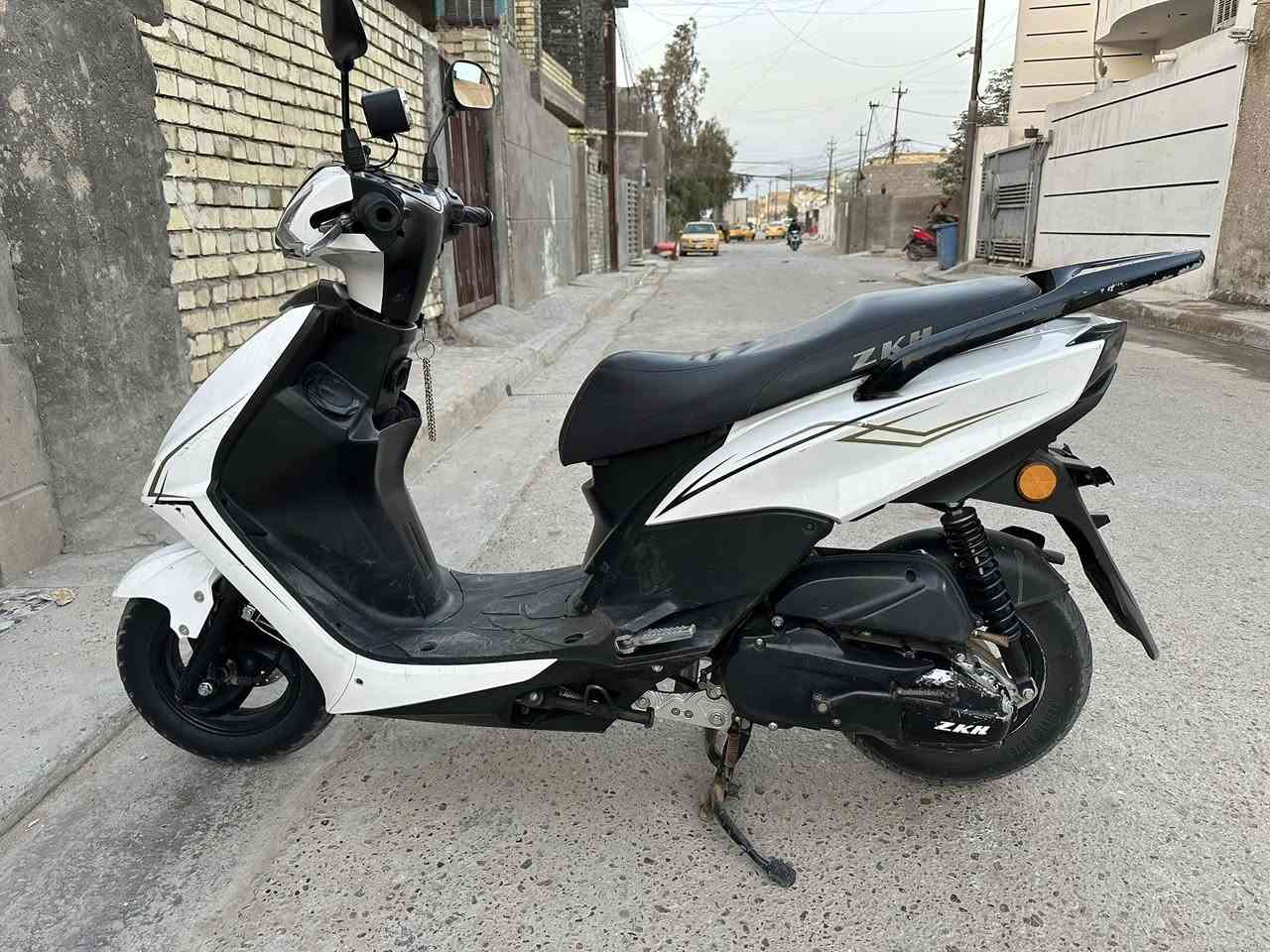 سلام عليكم سكنس لد نظيفه مكينه مكفوله موديل٢٠٢١ صيني مكان بغداد كماليه سعر ٨٠٠الف وبيهة مجال للشراي الاتصال على الرقم ***********
