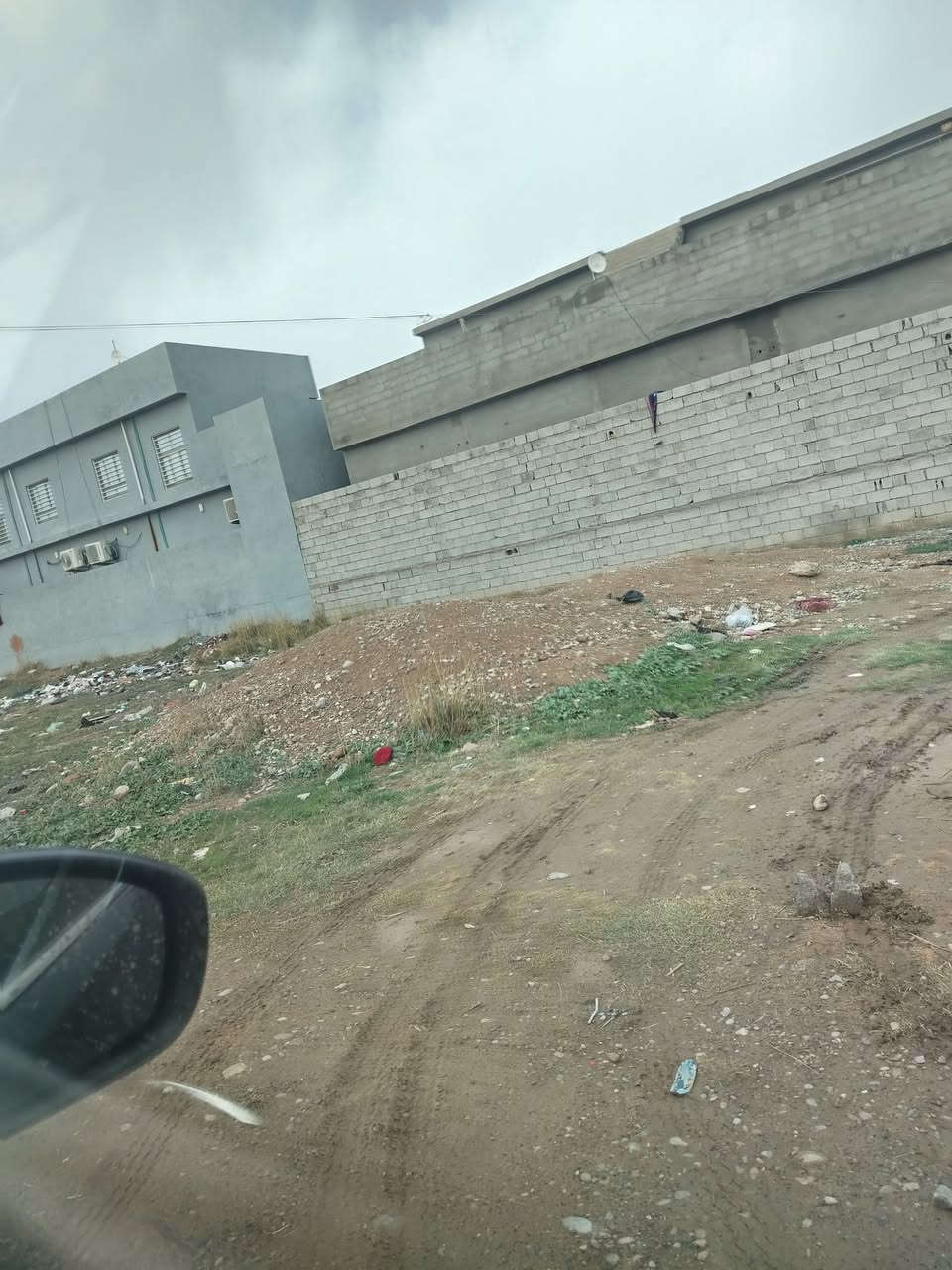 السلام عليكم
قطعه أرض ٢٠٠ متر زراعي في حي المهدي
ثالث فرع عن شارع العام
ماء كهرباء تبليط
***********
واتساب متوفر
السعر 8 ونص
