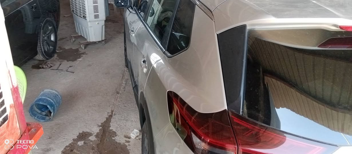نيسان روج موديل 23 جاهزه من كولشي من دعاميه لدعاميه نقص بيه بس كير ابيع على وضعه سعر 130ورقه وبيه مجال ***********
