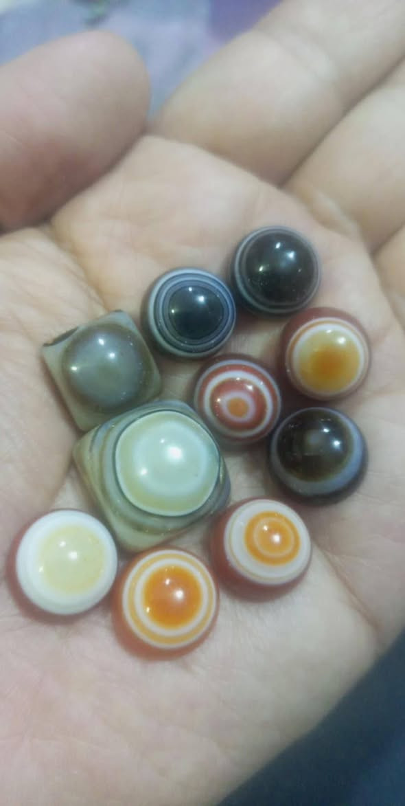 سلام عليكم للبيع احجار فيروزي نيشابوري وعقيق يماني مشمشي حر طبيعي غير معالج و عقيق يماني شجري وجزع وسليماني و داودي و يشم يماني وعباس اباد و سنام الجمل كل وحده وسعره توصيل داخل محافظات العراق


**إذا كنت صاحب هذا الإعلان وتريد حذفه لأي سبب، رجاءا أرسل رسالة إلى الدعم الفني**