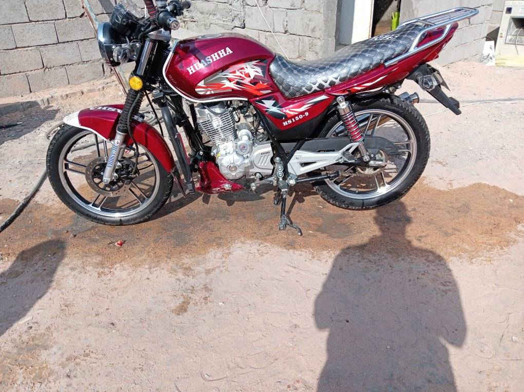 السلام عليكم ماطور للبيع هيوشه موديل 24 السعر 1,100 لتواصل ***********
