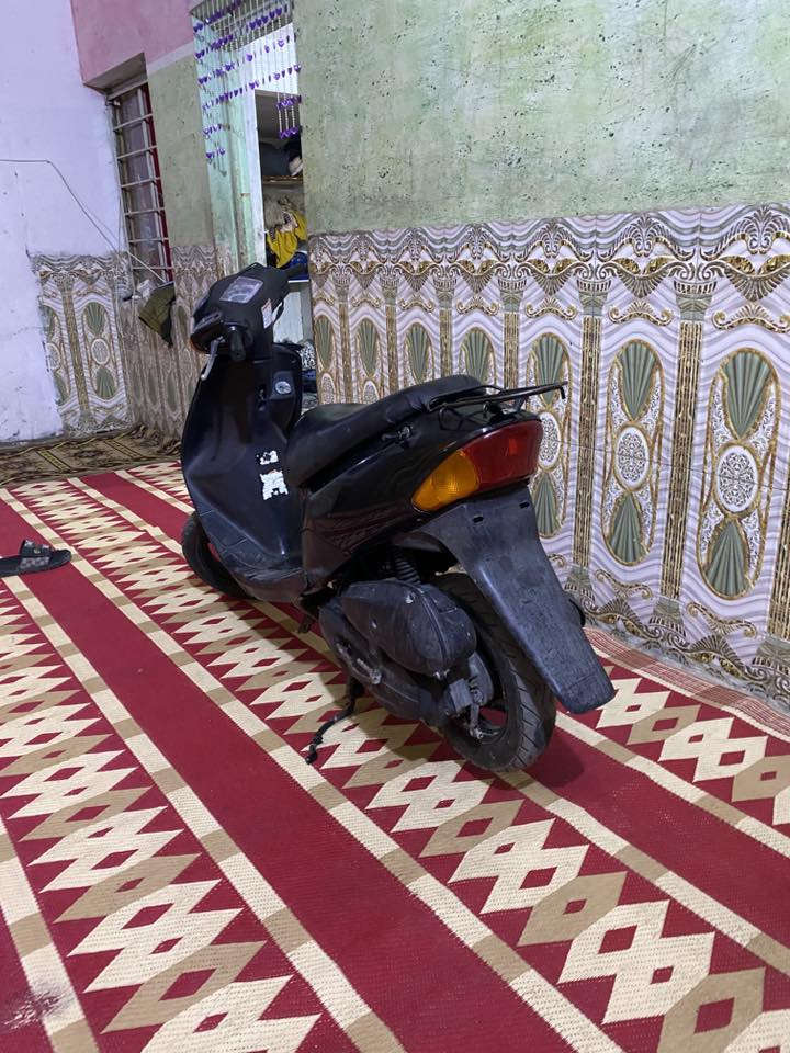 سلام عليكم ساسوكي للبيع دراجة نظيفة وحلوة سعرها 250وبي مجال ***********
