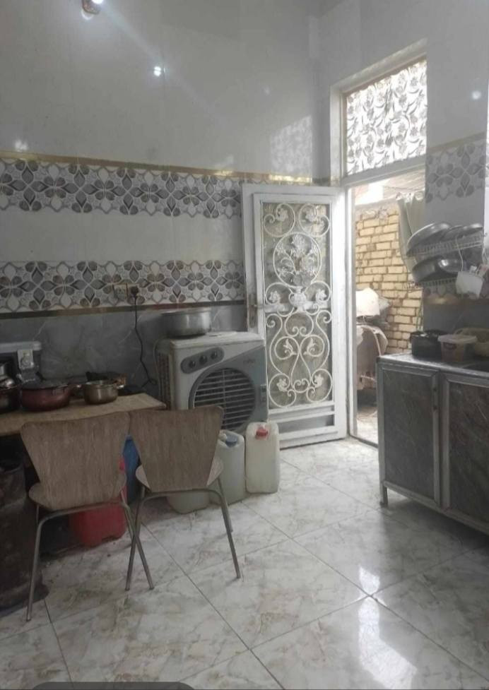 بيت للبيع 140م طابو صرف ركن على شارعين طابقين مسلح  جديد بأور الثانيه مطلوب للاسكان 67 للاستفسار*********** بيه واتساب
