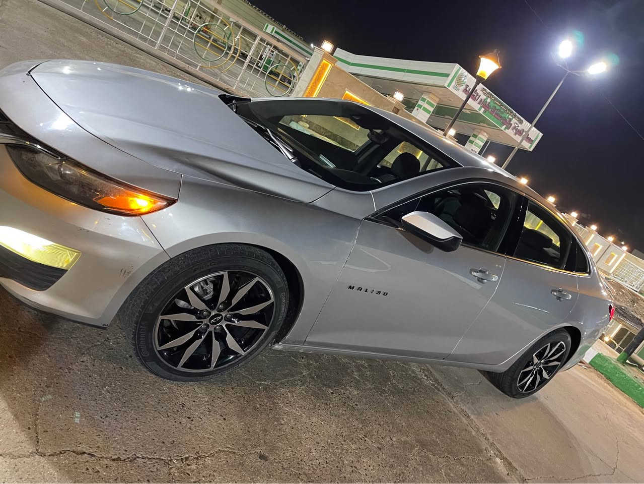 ماليبو للبيع RSموديل 2022 بغداد موصافات دبل كزوز  تحكمات ستين قياده ذاتيه تحديد مسار رادار بالمري رادارامامي خلفي داتا شو  سياره نظيف كلش كير محرك صدر تخم تاير تبريد جدد حادثه ربع البنيد صبغ سعر 11،500وبيه مجال شي بسيط للاتصال *********** بغداد, العراق
