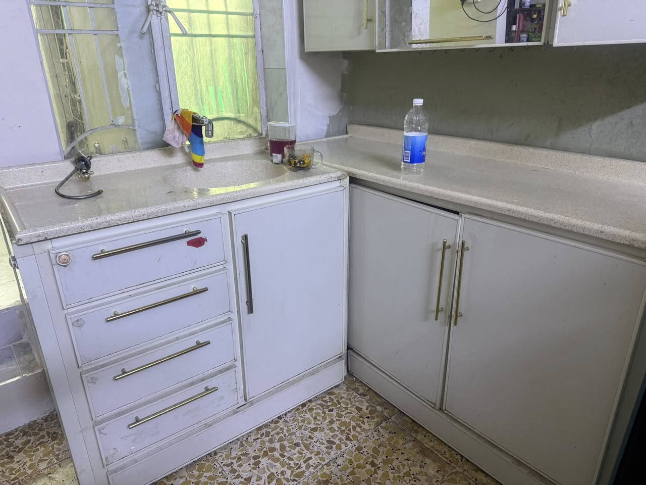 السلام عليكم يوجد كاونتر مطبخ المنيوم مع لوح سيراميك مع مغسله مع ملحق عدد ٢
قيم لطفا( لايوجد لدي توصيل)


**إذا كنت صاحب هذا الإعلان وتريد حذفه لأي سبب، رجاءا أرسل رسالة إلى الدعم الفني**