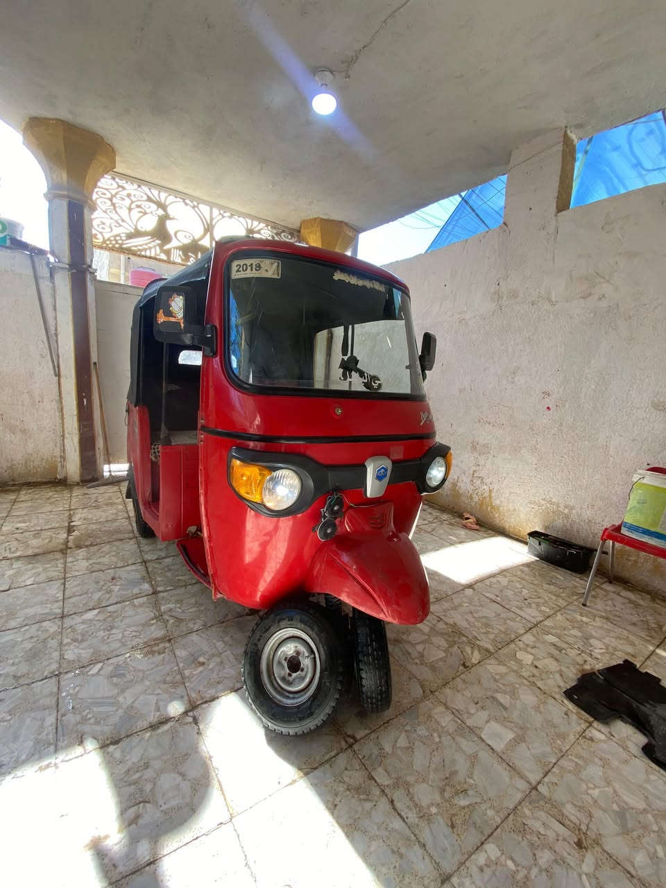 سلام عليكم تكتك بياجو 21 مكينه تيفس محوره وبه خيط تبخير وبه بارد بل صفحه ونضافه شوف  عينكم تكتك وراق 
تكتك كله شقاله كهربيات شقالات كلهن جادر جديد تخم تاير جديد السعر3 البصره التنومه ***********
