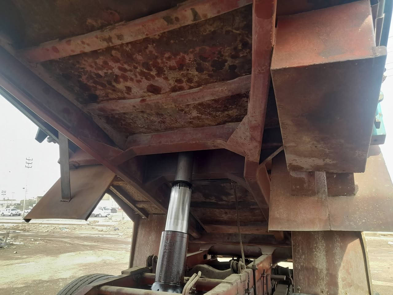 السلام عليكم البيع بدي ابلادي عكعك الاستفسار *********** / ***********
