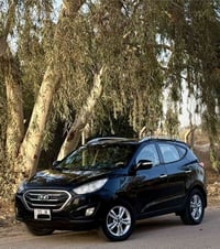 توسان بنوراما • ٢٠١١ • مكفولة صبغ وتبديل